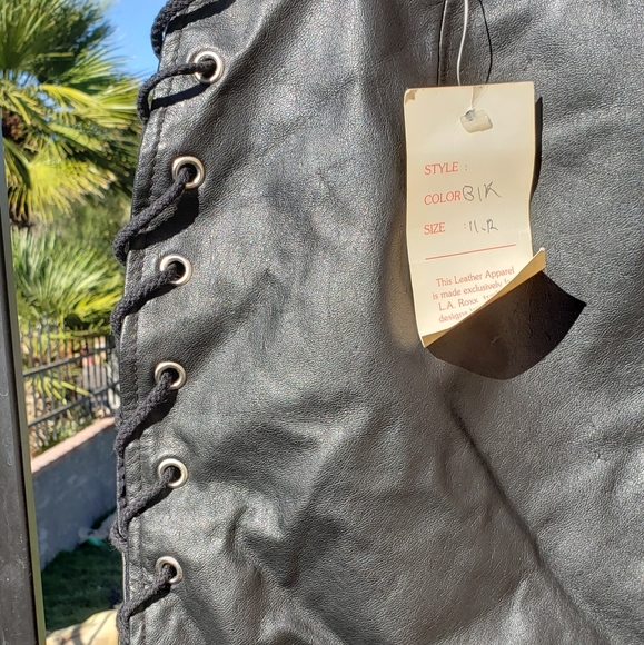 VNTG 80's LA ROXX Leather Skirt - Picture 2 of 3